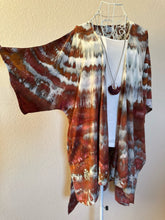 Load image into Gallery viewer, Women’s S/M 100% Rayon Kimono Jacket with Pockets in ‘Shiitake Twist’
