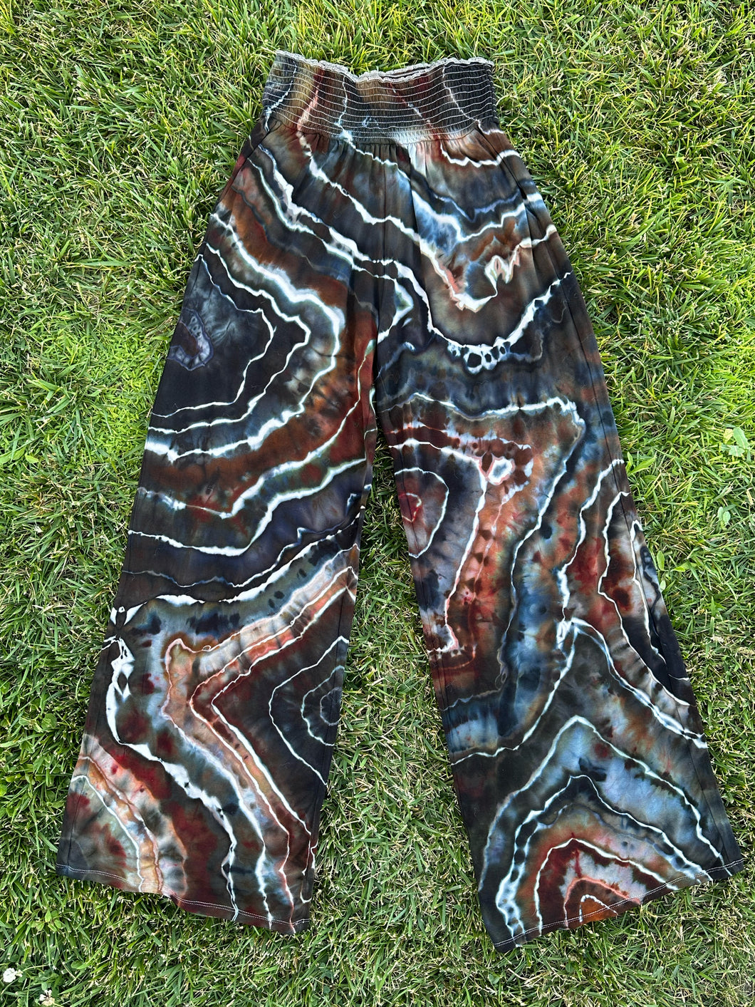 Women’s Large Tall Geode Palazzo Pants with Pockets in ‘Turkey Tail Mushroom’