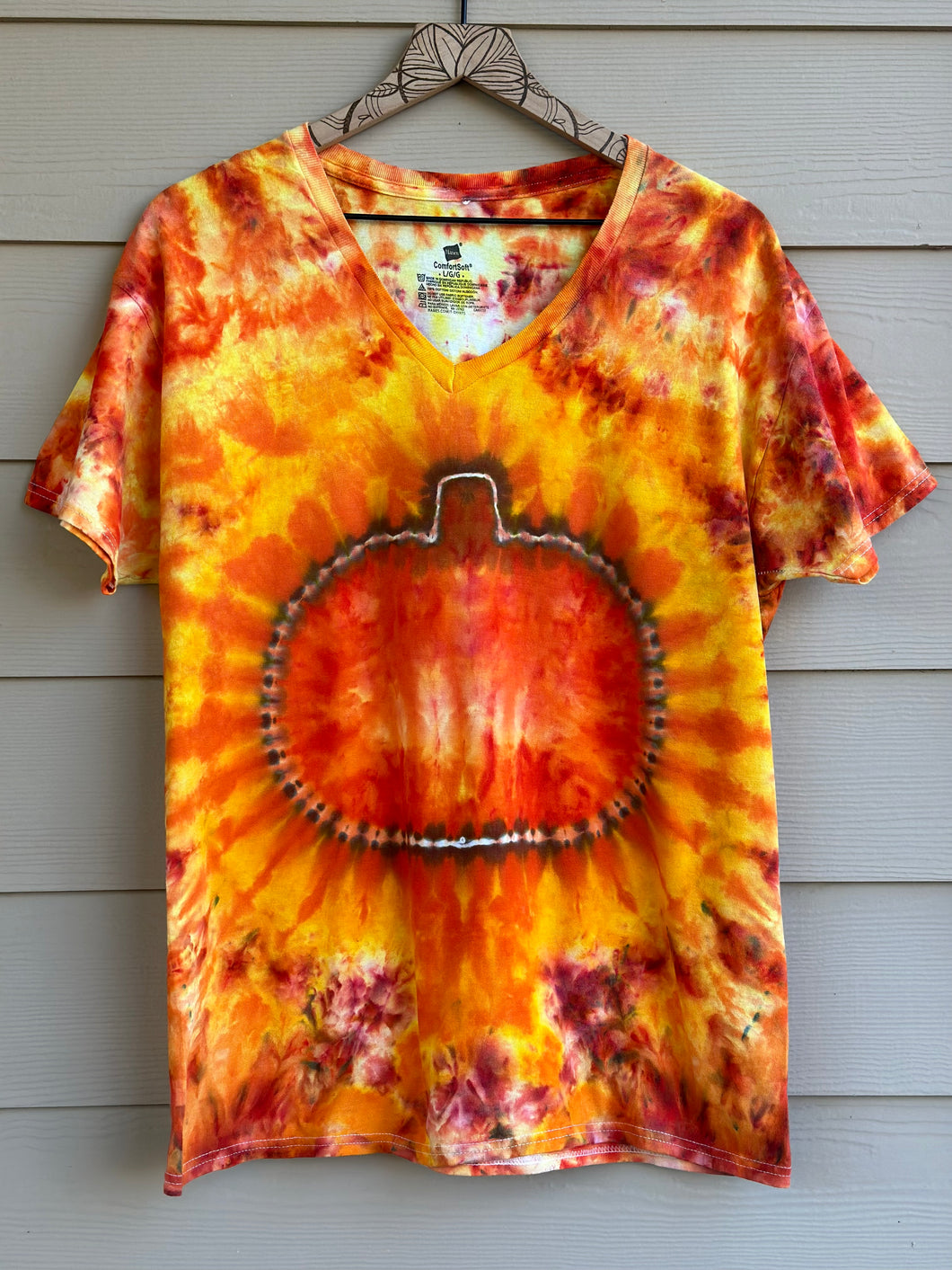 Unisex Large V-Neck Liquid & Ice Dyed Pumpkin T-Shirt