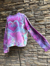 Load image into Gallery viewer, Women’s XL 100% Cotton Crewneck Sweatshirt with Heart in ‘Northern Lights’
