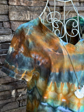 Load image into Gallery viewer, Women’s Small (4/6) Geode V-Neck T-Shirt in ‘Bronzed Teal’
