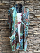 Load image into Gallery viewer, Women’s Small Geode Short Sleeve Open Front Cardigan with Pockets in ‘Dark Enchantment’
