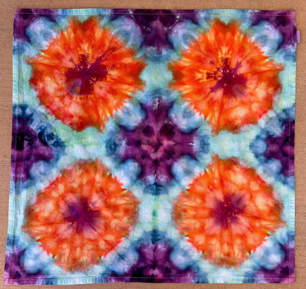 Dish Towel in ‘Dahlias’