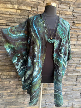 Load image into Gallery viewer, Women’s 1X Geode Linen/Hemp Kimono with Frayed Hem in ‘Moss Agate’
