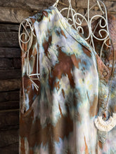 Load image into Gallery viewer, Women’s Large V-Neck Chambray Tank Top in ‘Wild Thing’
