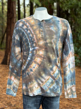 Load image into Gallery viewer, Men’s Medium Long Sleeved Henley in ‘Turkey Tail Mushroom’

