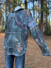 Load image into Gallery viewer, Men’s 2XL Geode Long Sleeved Hooded Henley in ‘Starling’
