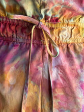 Load image into Gallery viewer, Women’s Large Geode Flutter Sleeve Dress with Pockets in ‘Bird Song’
