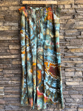 Load image into Gallery viewer, Women’s XL Geode Linen Blend Wide-Leg Split-Hem Flowy Pants with Pockets in ‘Labradorite’
