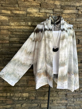 Load image into Gallery viewer, Women’s Large Open Front Kimono Jacket with Drop Pockets in ‘Obsidian Fog’
