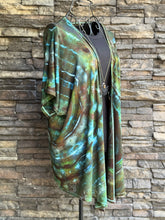 Load image into Gallery viewer, Women’s Small Geode Kimono in ‘Moss Agate’
