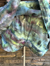 Load image into Gallery viewer, Women’s XL Geode Crinkle Gauze Ruffle Waist Mini Skort in ‘Enchanted Forest’
