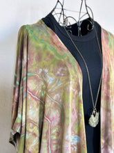 Load image into Gallery viewer, Women’s Medium Geode Kimono in ‘Wild Garden Meets Actias Luna’
