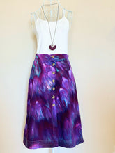 Load image into Gallery viewer, Women’s Medium Linen/Rayon Midi Button Front Skirt with Pockets in ‘Northern Lights’ Twist
