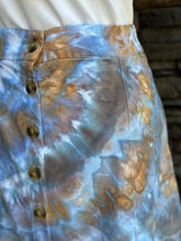 Load image into Gallery viewer, Women’s Large Linen/Rayon Button Front Midi Skirt Pockets in ‘Blue Gray’ Twist
