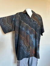 Load image into Gallery viewer, Men’s XL Reverse Geode Rayon Button Up Short Sleeve Shirt in ‘Midnight Jasper’
