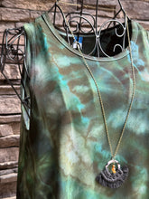 Load image into Gallery viewer, Women’s Medium Luxe Geode Tank Top in ‘Moss Agate’
