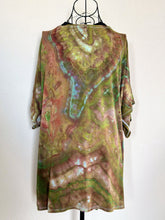 Load image into Gallery viewer, Women’s Medium Geode Kimono in ‘Wild Garden Meets Actias Luna’
