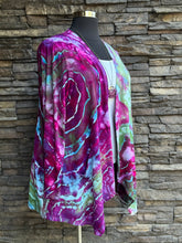 Load image into Gallery viewer, Women’s 2XL Geode Cardigan with Pockets in ‘Tourmaline’
