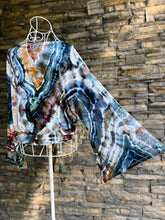 Load image into Gallery viewer, Women’s Small (can fit a medium too) Geode Bell Sleeved Kimono Wrap Top with Tie in ‘Pinot Sage’
