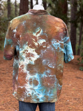 Load image into Gallery viewer, Men’s XL Short Sleeve Button Up Shirt in ‘Woodland Camo’
