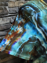 Load image into Gallery viewer, Women’s XL Geode Short Sleeved V-Neck Luxe T-Shirt in ‘Labradorite’
