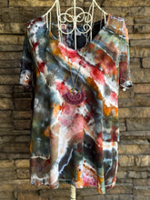 Load image into Gallery viewer, Women’s XS Luxe Geode V-Neck T-Shirt in ‘Pinot Sage’
