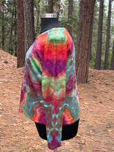 Load image into Gallery viewer, Women’s XL Geode Long Sleeved Pullover with Pockets in ‘Fire Opal’
