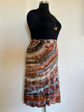 Load image into Gallery viewer, Women’s XL Midi Skirt in ‘Polychrome Jasper’ Twist
