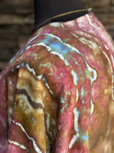 Load image into Gallery viewer, Women’s One Size (Fits M-3X best) Linen/Rayon Geode Kimono in ‘Mother Nature’
