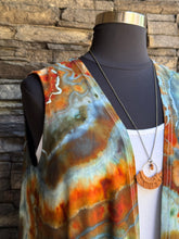 Load image into Gallery viewer, Women’s XL Geode Sleeveless Open Front Cardigan Vest with Pockets in ‘Boulder Turquoise’
