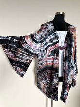 Load image into Gallery viewer, Women&#39;s 2X Geode Bell Sleeve Kimono with Pockets in &#39;Pinot Sage&#39;
