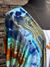 Load image into Gallery viewer, Women’s XL Geode Kimono in ‘Azurite’
