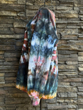 Load image into Gallery viewer, Women’s Medium Oversized 100% Organic Cotton Burt’s Bees Spiral Sweatshirt in ‘Pinot Sage &amp; Teal’
