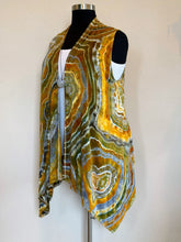 Load image into Gallery viewer, Women&#39;s 1X Bumblebee Jasper Geode Drape Vest
