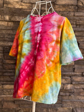 Load image into Gallery viewer, Women’s Small Oversized Pocket T-Shirt in ‘Sherbet’
