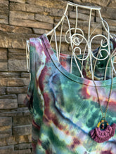 Load image into Gallery viewer, Women’s Large Geode Tank Top in ‘Tide Pool’
