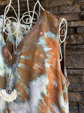 Load image into Gallery viewer, Women’s Large V-Neck Chambray Tank Top in ‘Wild Thing’
