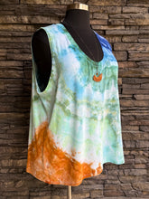 Load image into Gallery viewer, Women’s 4X Geode Tank Top in ‘Sand &amp; Sea’
