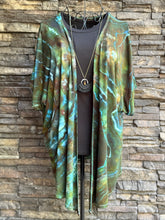 Load image into Gallery viewer, Women’s Small Geode Kimono in ‘Moss Agate’
