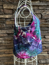Load image into Gallery viewer, Women’s XL Pact Organic Cotton Cropped Geode Racerback Tank Top with Shelf Bra in ‘Mermaid Tail’
