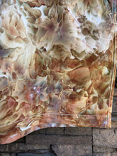 Load image into Gallery viewer, Men’s XXL Twill Jogger Shorts in ‘Wild Thing’
