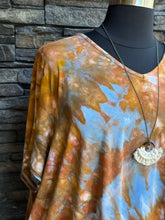 Load image into Gallery viewer, Women’s 4X Luxe V-Neck T-Shirt in ‘Copper Canyon’ Waves

