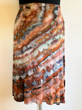 Load image into Gallery viewer, Women’s XL Midi Skirt in ‘Polychrome Jasper’ Twist
