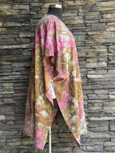 Load image into Gallery viewer, Women’s One Size (Fits M-3X best) Linen/Rayon Geode Kimono in ‘Mother Nature’
