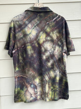 Load image into Gallery viewer, Men’s Large Geode Polo Shirt in ‘Fatigue Green’
