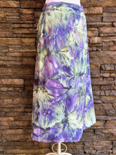 Load image into Gallery viewer, Women’s Size 6 Cotton Midi Wrap Skirt with Pockets in ‘Avalon’
