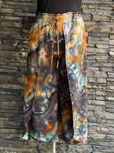 Load image into Gallery viewer, Women’s XXL (18) Geode Linen Blend Wide-Leg Split-Hem Flowy Pants with Pockets in ‘Midnight Jasper’
