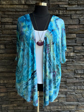 Load image into Gallery viewer, Women’s XXL Geode Kimono in ‘Tahitian Seas’
