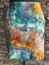 Load image into Gallery viewer, Women’s Large Geode Bodycon Mini Skirt in ‘Rooster’
